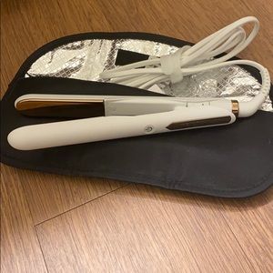 Mini hair straightener